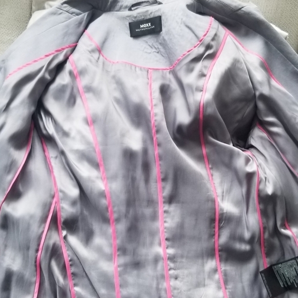 Fitted Cropped Blazer from Mexx - Picture 5 of 8